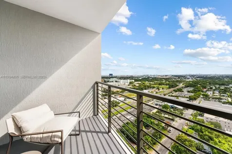 307 SW 5th Street Fort Lauderdale FL 33315