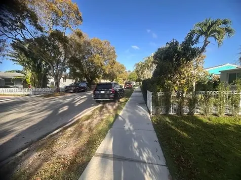 1634 Fletcher Street Hollywood FL 33020