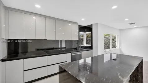 588 Mokena Drive Miami Springs FL 33166