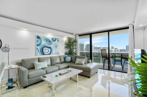 3675 N Country Club Drive Aventura FL 33180