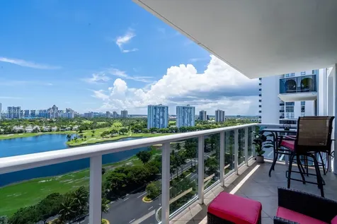 3675 N Country Club Drive Aventura FL 33180