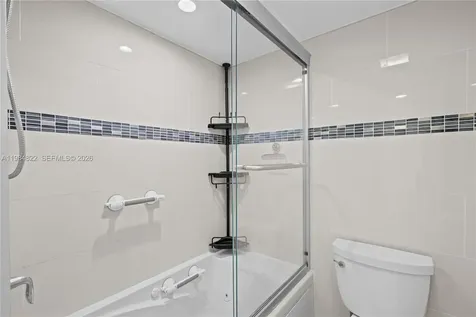 3675 N Country Club Drive Aventura FL 33180