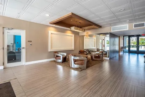 3675 N Country Club Drive Aventura FL 33180