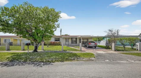 22300 SW 109th Avenue Miami FL 33170