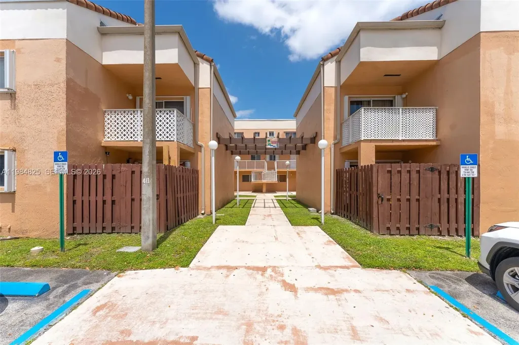 14907 SW 80th Street Miami FL 33193