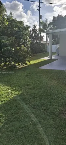 6300 SW 21st Street Miami FL 33155