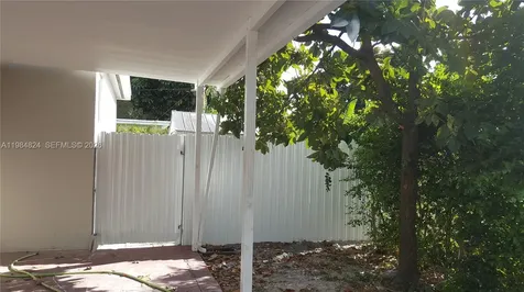 6300 SW 21st Street Miami FL 33155