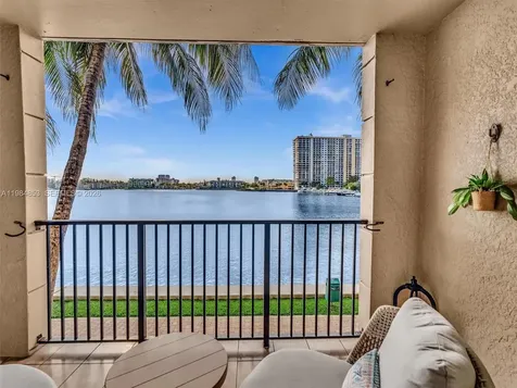 17150 N Bay Road Sunny Isles Beach FL 33160