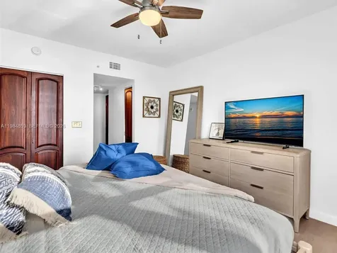 17150 N Bay Road Sunny Isles Beach FL 33160