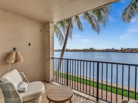 17150 N Bay Road Sunny Isles Beach FL 33160