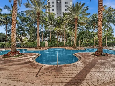 17150 N Bay Road Sunny Isles Beach FL 33160