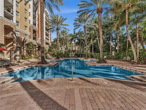 17150 N Bay Road Sunny Isles Beach FL 33160