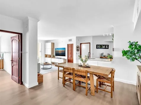 17150 N Bay Road Sunny Isles Beach FL 33160