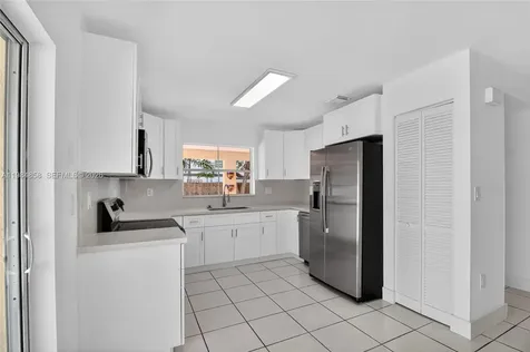 11776 SW 90th Terrace Miami FL 33186