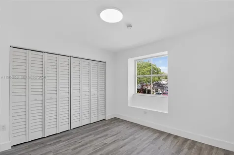 11776 SW 90th Terrace Miami FL 33186
