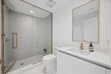 2678 Tigertail Avenue Miami FL 33133