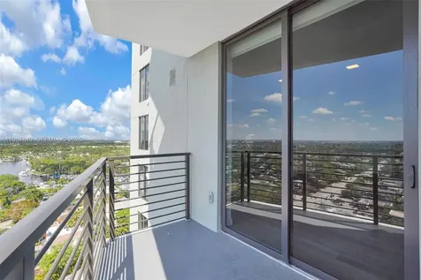 307 SW 5th Street Fort Lauderdale FL 33315