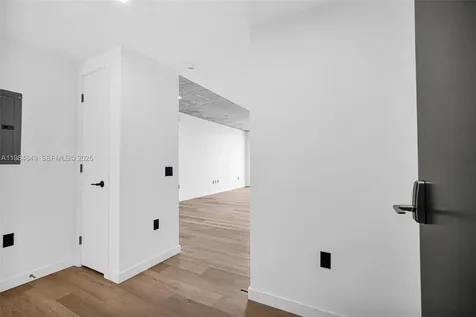 307 SW 5th Street Fort Lauderdale FL 33315