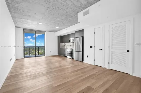307 SW 5th Street Fort Lauderdale FL 33315