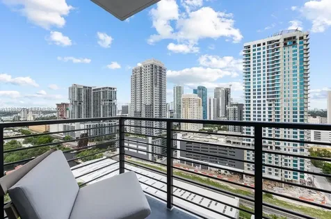 307 SW 5th Street Fort Lauderdale FL 33315
