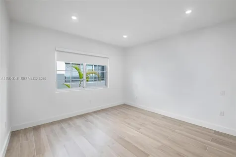 1610 Michigan Avenue Miami Beach FL 33139