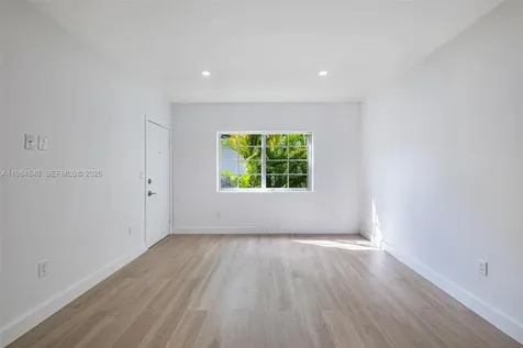 1610 Michigan Avenue Miami Beach FL 33139