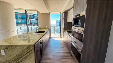 801 S Miami Avenue Miami FL 33130