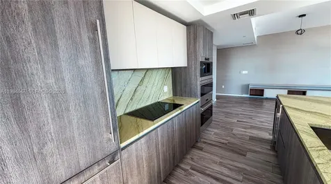 801 S Miami Avenue Miami FL 33130