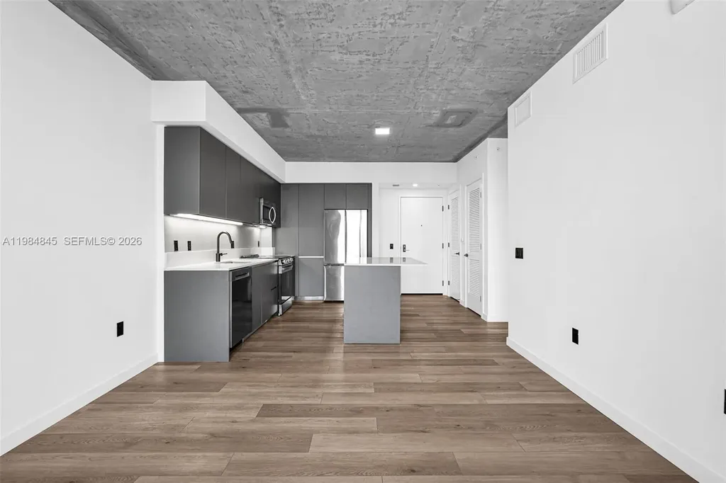 307 SW 5th Street Fort Lauderdale FL 33315