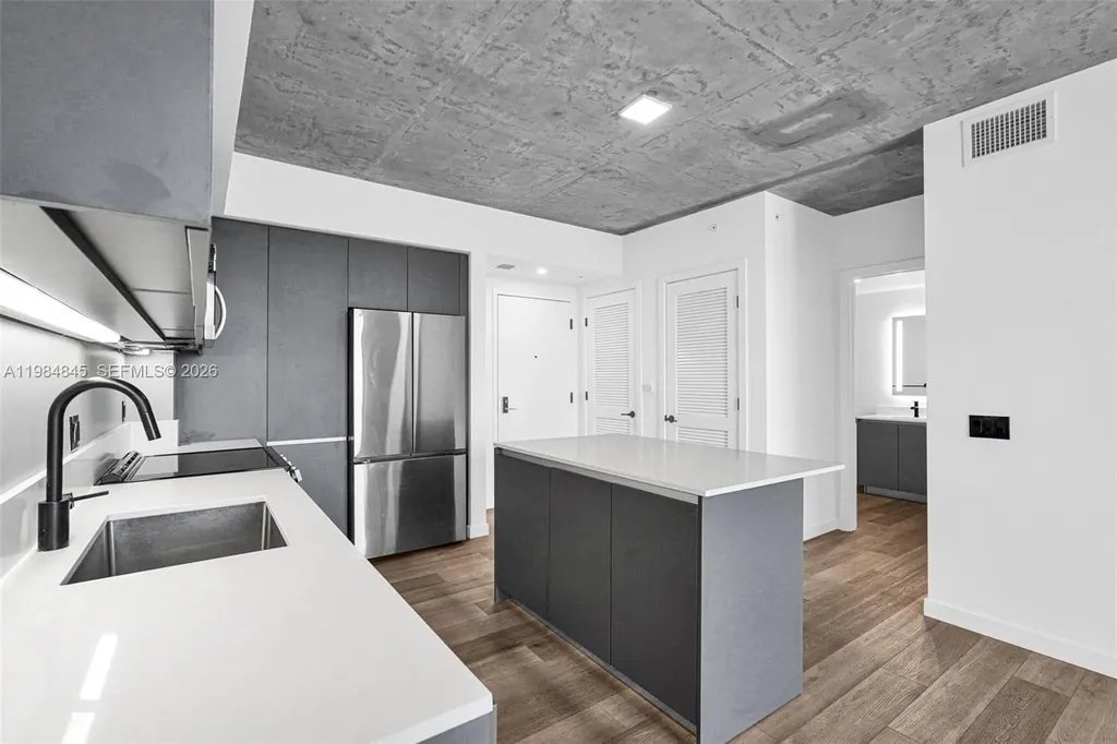 307 SW 5th Street Fort Lauderdale FL 33315