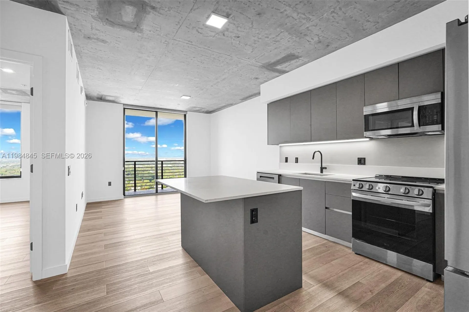 307 SW 5th Street Fort Lauderdale FL 33315