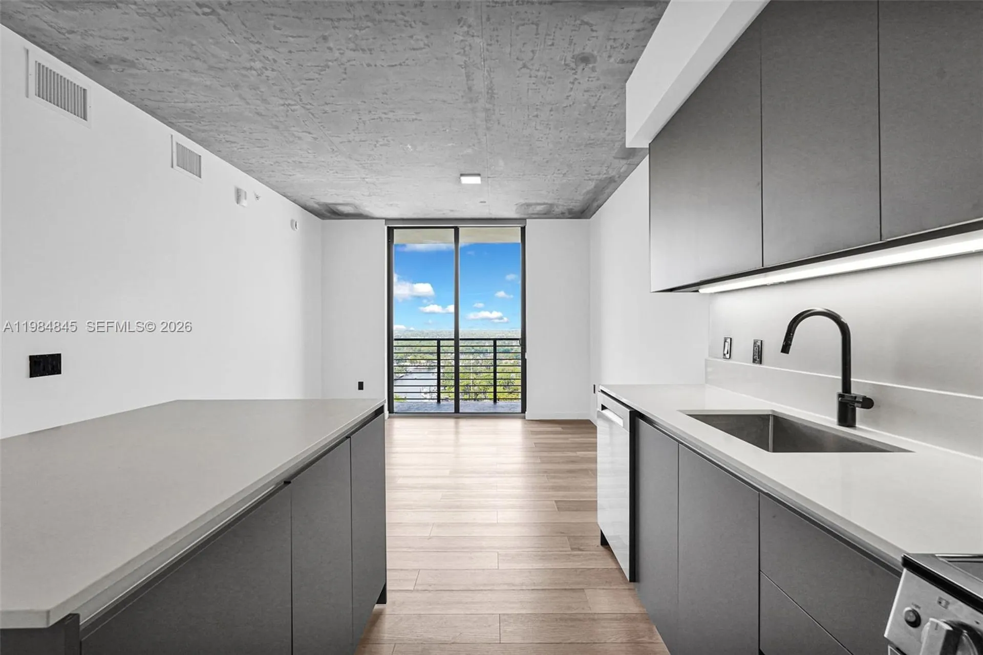 307 SW 5th Street Fort Lauderdale FL 33315
