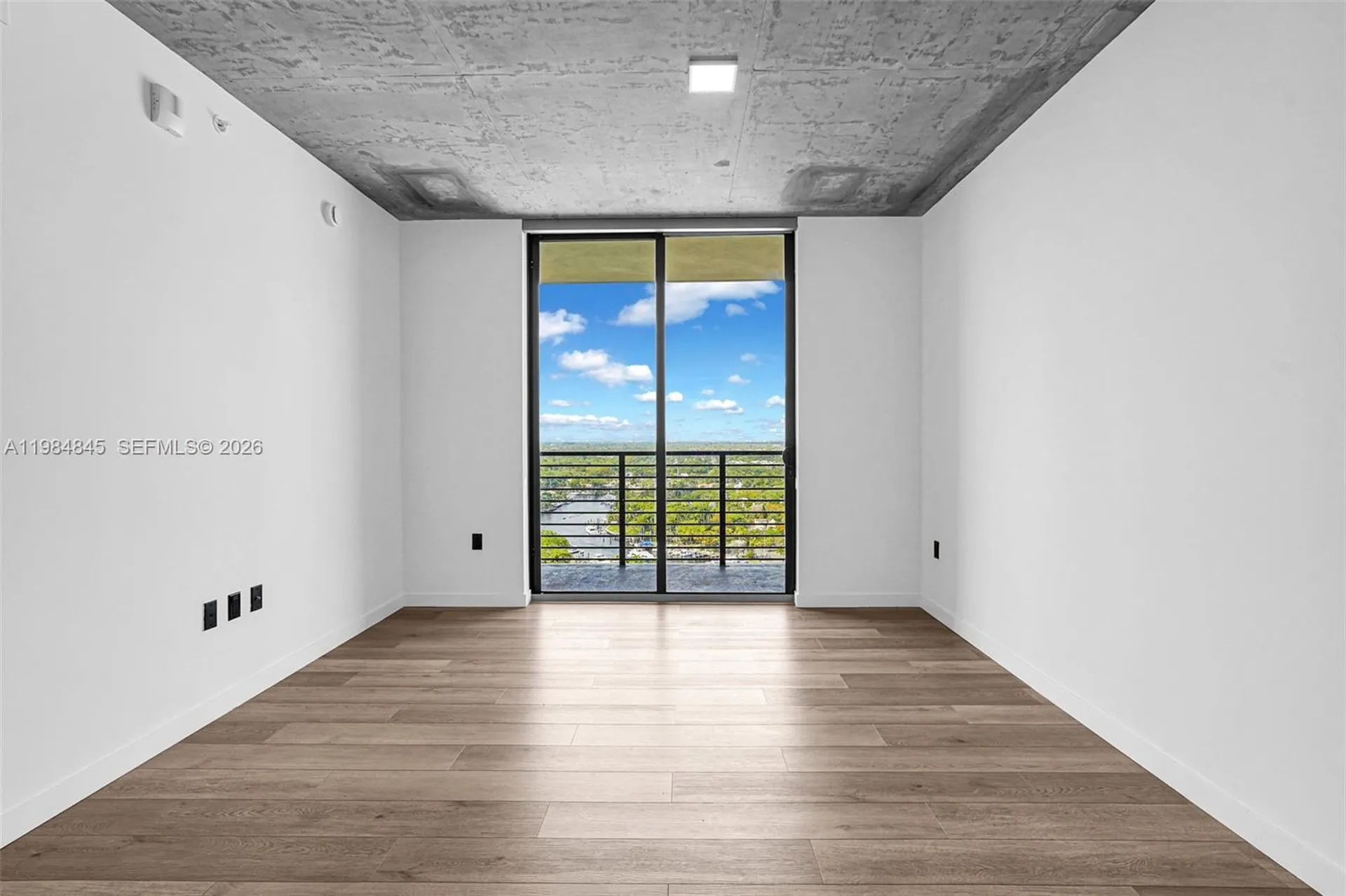 307 SW 5th Street Fort Lauderdale FL 33315