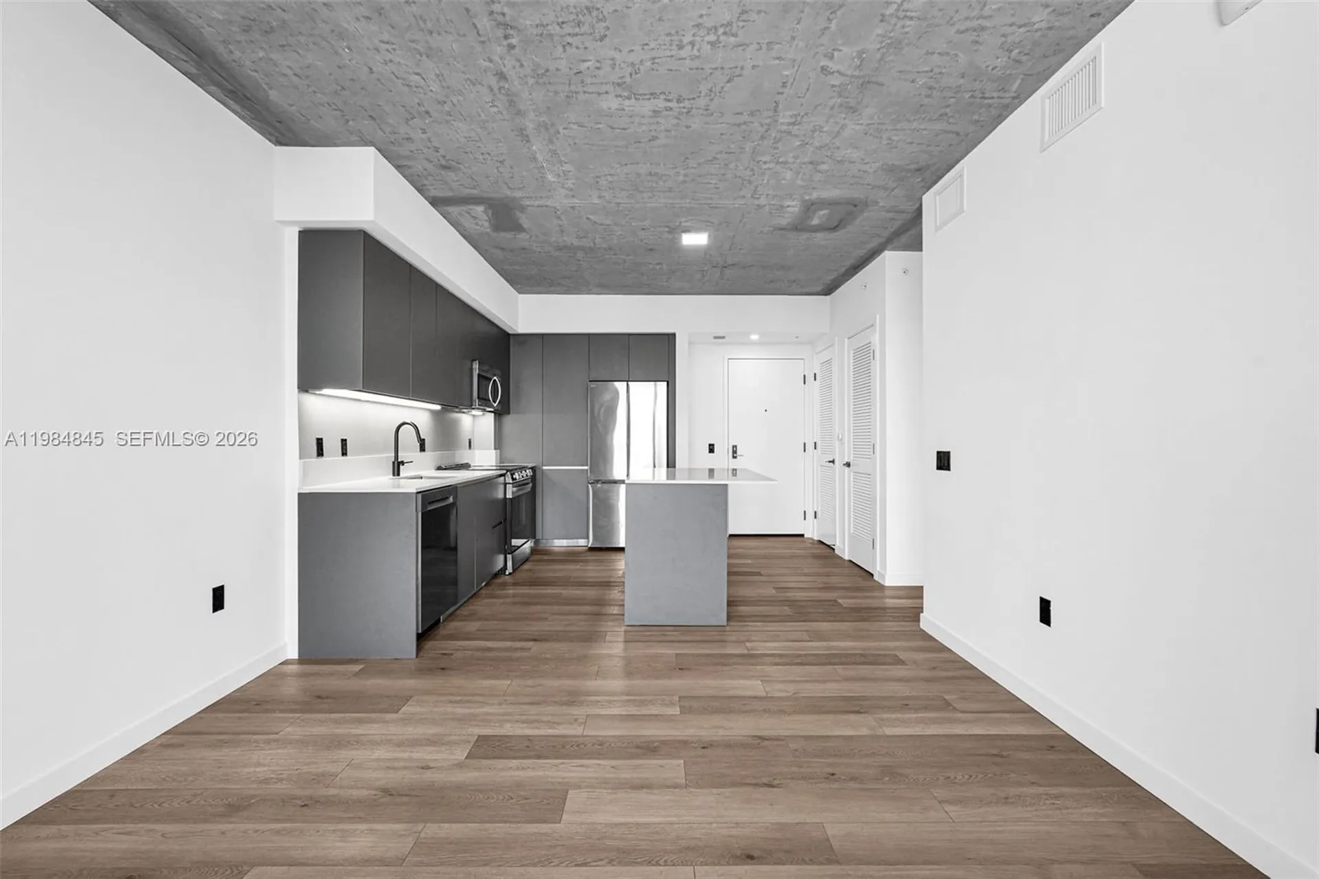 307 SW 5th Street Fort Lauderdale FL 33315