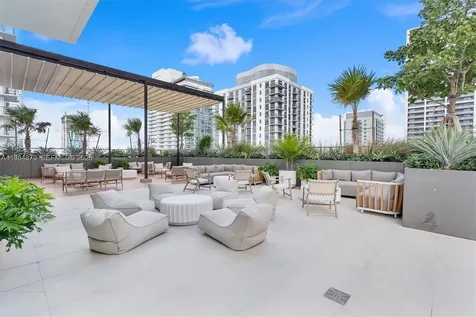 11 NE 6th Street Miami FL 33132