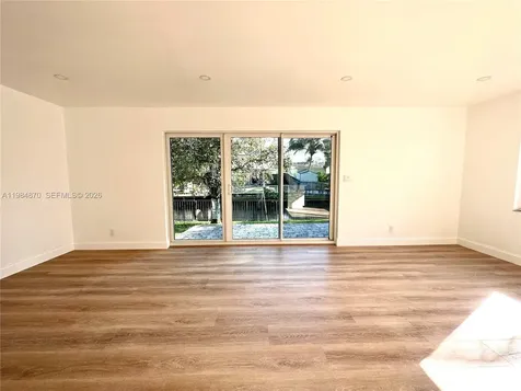 3042 Hayes Street Hollywood FL 33021