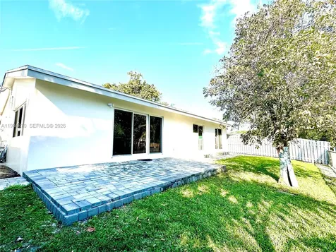 3042 Hayes Street Hollywood FL 33021