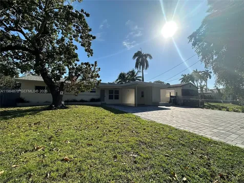 3042 Hayes Street Hollywood FL 33021