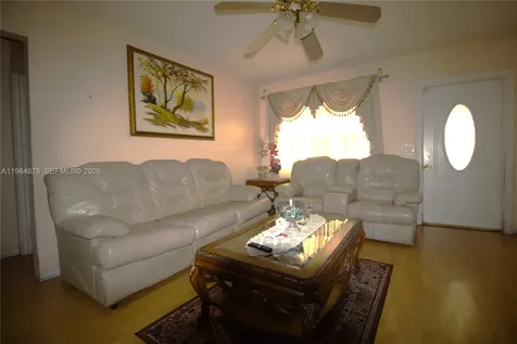 1142 NW 2nd Avenue Fort Lauderdale FL 33311