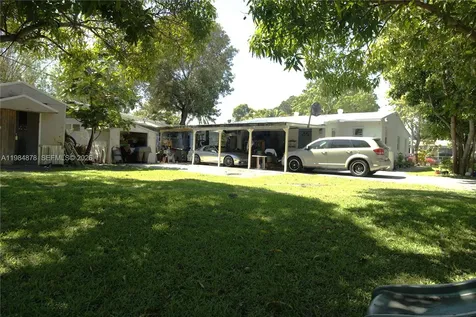 1142 NW 2nd Avenue Fort Lauderdale FL 33311