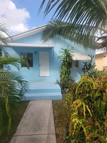 5743 Lincoln Street Hollywood FL 33021