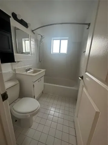 5743 Lincoln Street Hollywood FL 33021