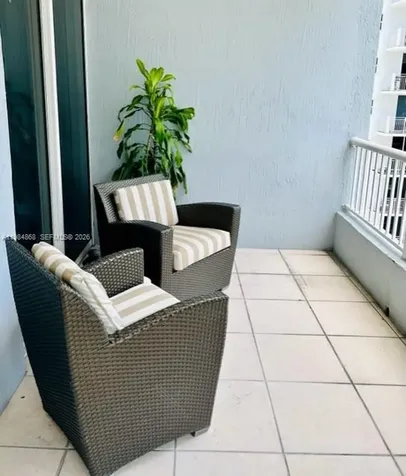 170 SE 14 Street Miami FL 33131