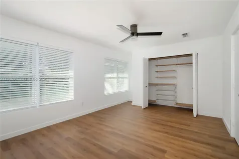 6841 SW 130th Terrace Pinecrest FL 33156