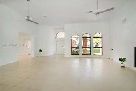 6841 SW 130th Terrace Pinecrest FL 33156