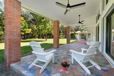 6841 SW 130th Terrace Pinecrest FL 33156