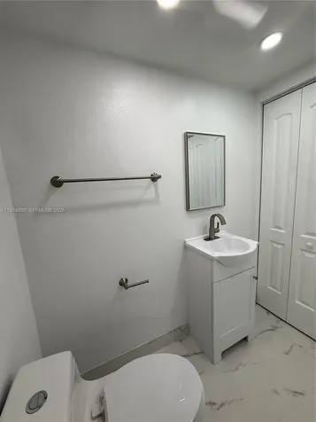 9365 Fontainebleau Boulevard Miami FL 33172
