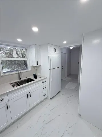 9365 Fontainebleau Boulevard Miami FL 33172
