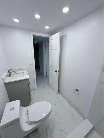 9365 Fontainebleau Boulevard Miami FL 33172