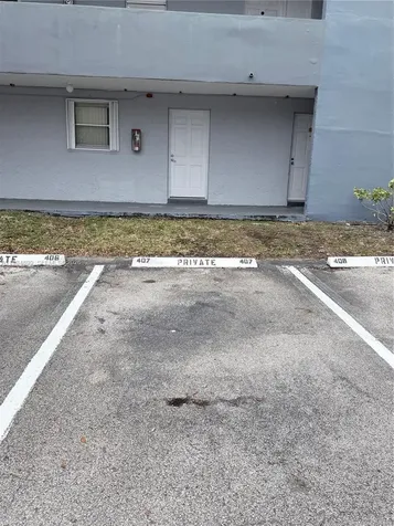 9365 Fontainebleau Boulevard Miami FL 33172